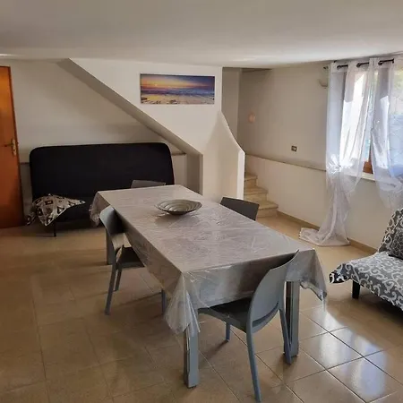 A Due Passi Dal Mare クストナーチ