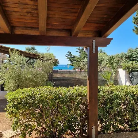 A Due Passi Dal Mare Apartment *